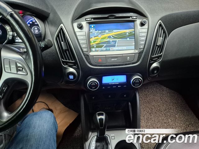 Hyundai Tucson 2014 — photo 11