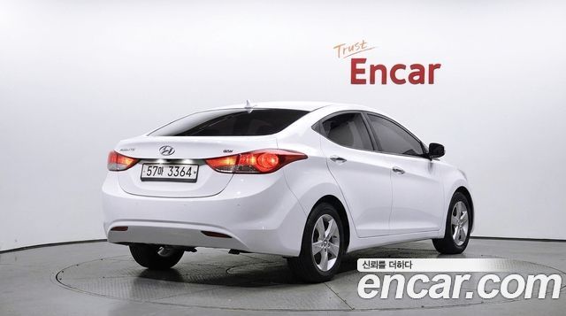 Hyundai AVANTE 2013 — photo 2