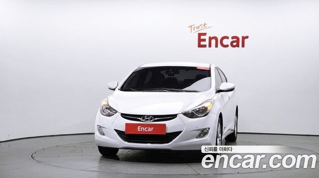 Hyundai AVANTE 2013 — photo 3