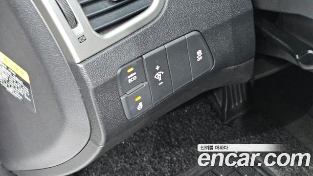 Hyundai AVANTE 2013 — photo 20