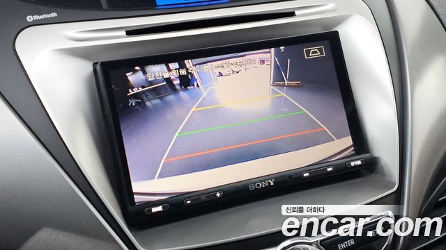 Hyundai AVANTE 2013 — photo 24