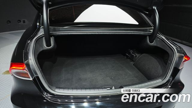 Hyundai Grandeur 2023 — photo 24