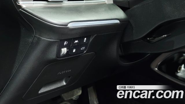 Hyundai Grandeur 2023 — photo 26