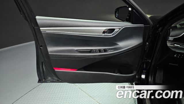 Hyundai Grandeur 2023 — photo 14