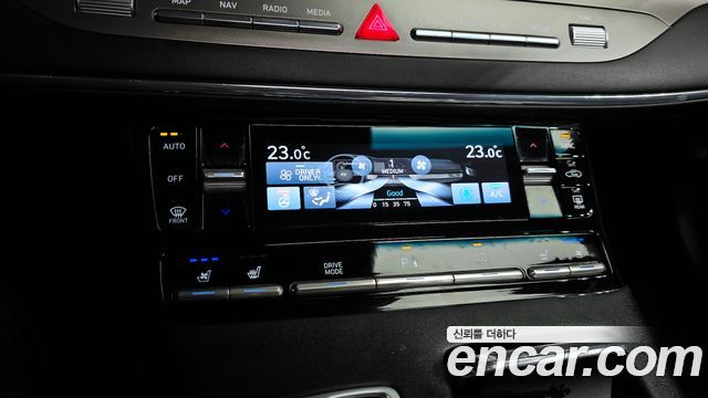 Hyundai Grandeur 2023 — photo 31