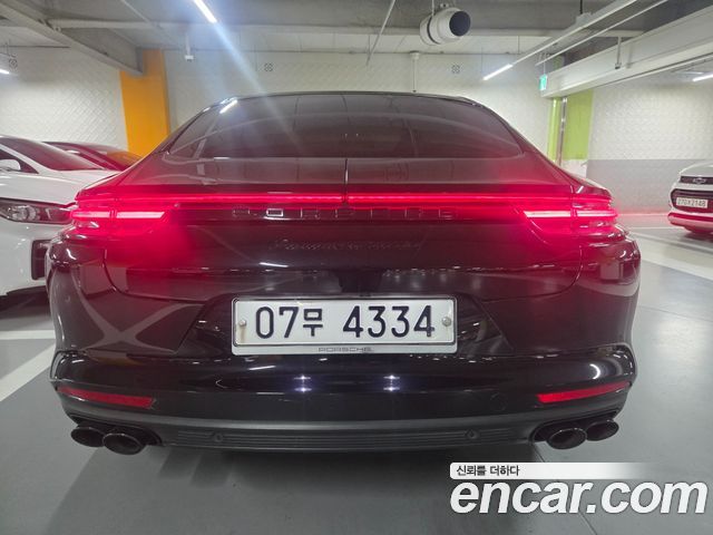 Porsche Panamera 2018 — photo 4