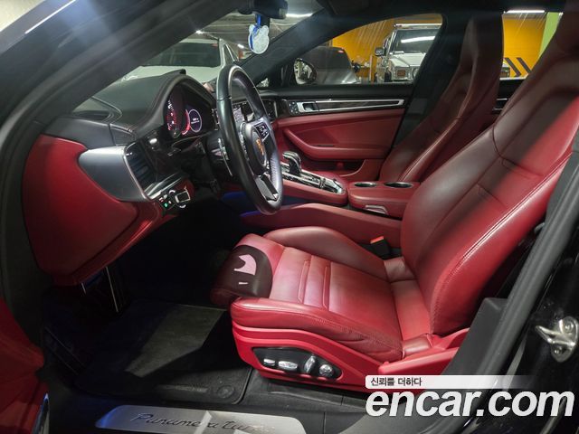 Porsche Panamera 2018 — photo 11