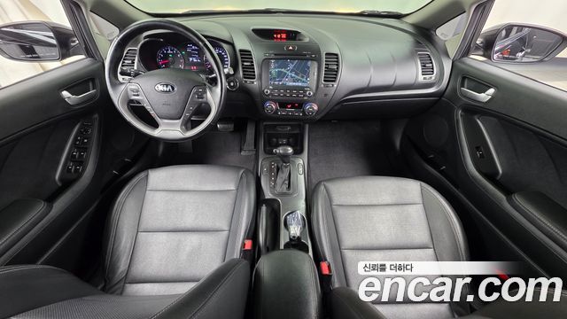 Kia K3 2015 — photo 10