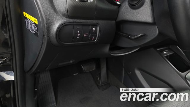 Kia K3 2015 — photo 22