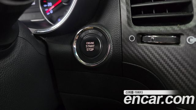 Kia K3 2015 — photo 23