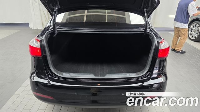 Kia K3 2015 — photo 26