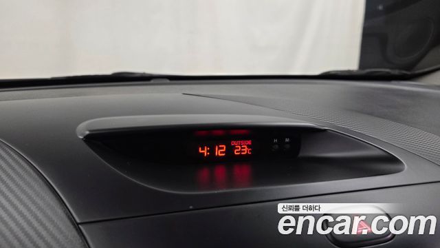 Kia K3 2015 — photo 27