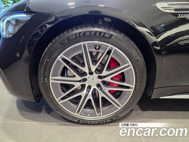 Mercedes-Benz AMG GT 2026 — photo 5