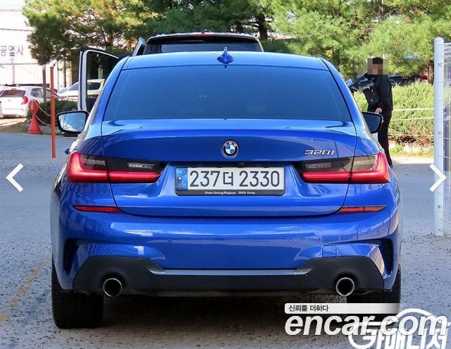 BMW 3-Series 2021 — photo 4