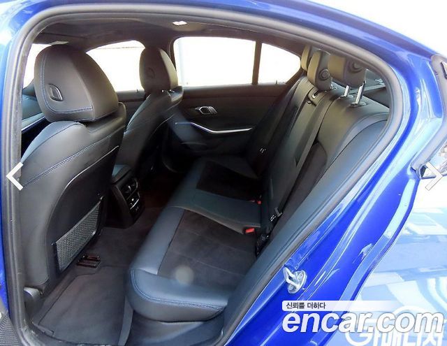 BMW 3-Series 2021 — photo 6