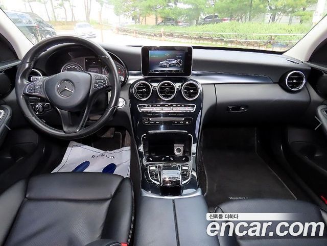 Mercedes-Benz C-Class 2016 — photo 8