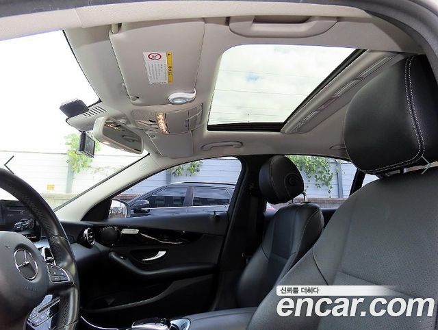 Mercedes-Benz C-Class 2016 — photo 17