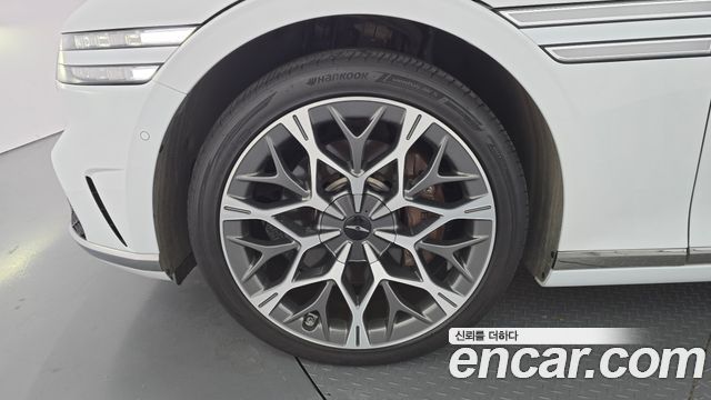 Genesis G90 2023 — photo 5