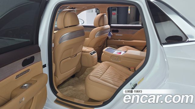 Genesis G90 2023 — photo 17