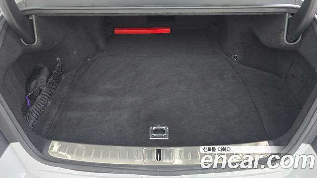 Genesis G90 2023 — photo 22