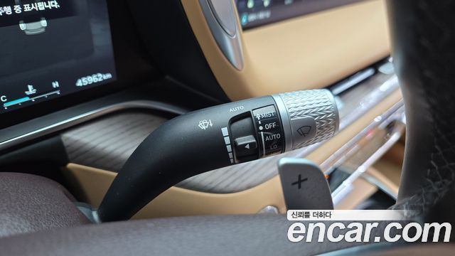 Genesis G90 2023 — photo 27