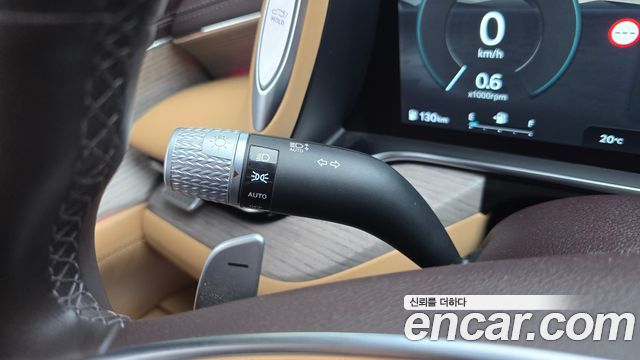 Genesis G90 2023 — photo 30