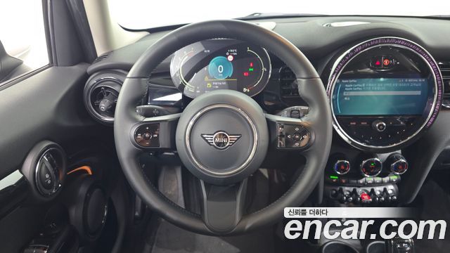 Mini Cooper 2023 — photo 21