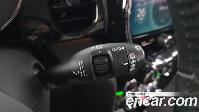 Mini Cooper 2023 — photo 30