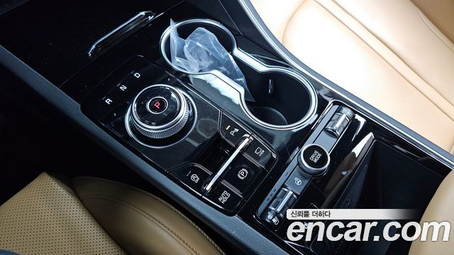 Kia K5 2023 — photo 9