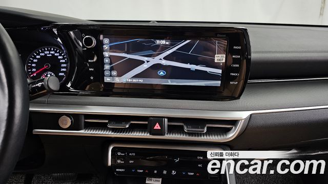 Kia K5 2023 — photo 14