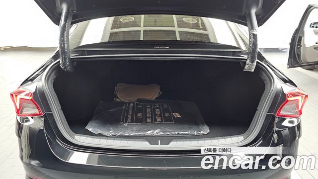 Kia K5 2023 — photo 20