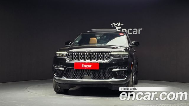 Jeep Cherokee 2023 — photo 3