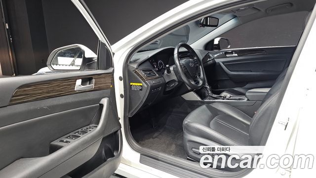 Hyundai Sonata 2015 — photo 13