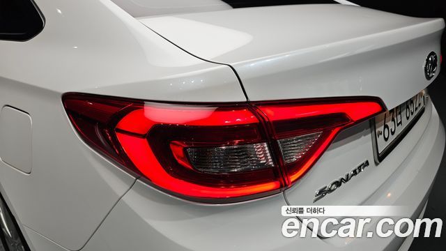 Hyundai Sonata 2015 — photo 9