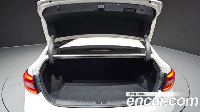 Hyundai Sonata 2015 — photo 32