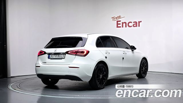 Mercedes-Benz A-Class 2019 — photo 2