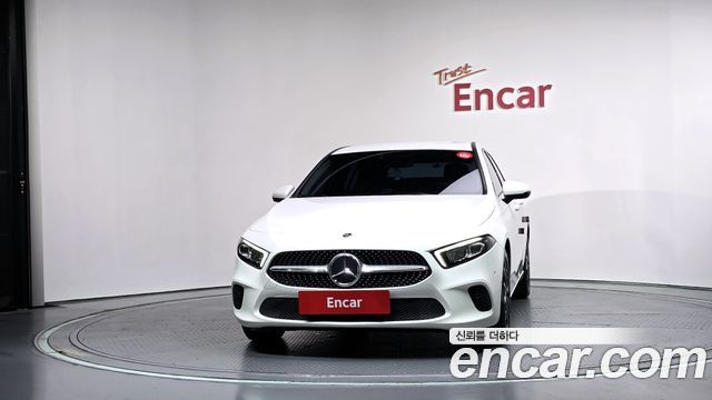 Mercedes-Benz A-Class 2019 — photo 3