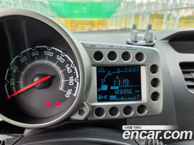 Chevrolet Korea Spark 2012 — photo 15