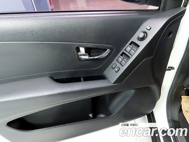 KG Mobility KORANDO 2013 — photo 14