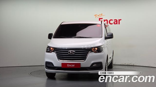 Hyundai Starex 2018 — photo 3