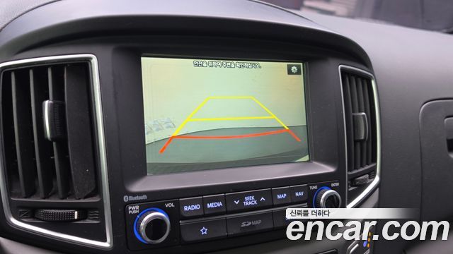 Hyundai Starex 2018 — photo 25