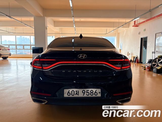 Hyundai Grandeur 2018 — photo 4