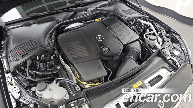 Mercedes-Benz C-Class 2026 — photo 6