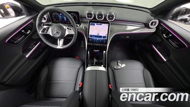 Mercedes-Benz C-Class 2026 — photo 10