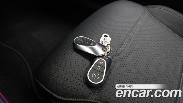 Mercedes-Benz C-Class 2026 — photo 24