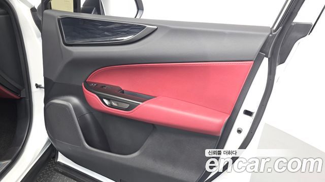 Lexus NX 2025 — photo 14