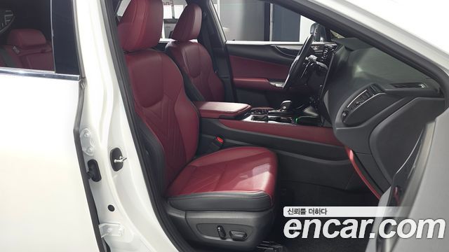Lexus NX 2025 — photo 16