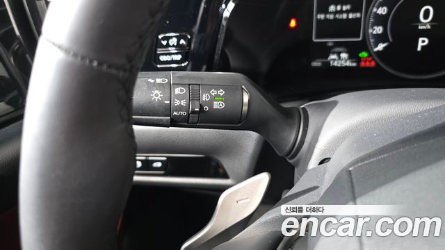 Lexus NX 2025 — photo 28
