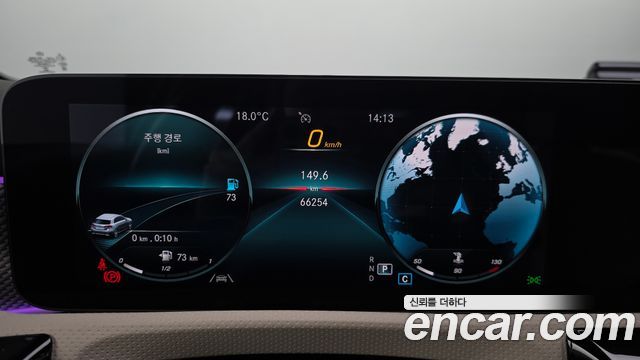 Mercedes-Benz A-Class 2022 — photo 11
