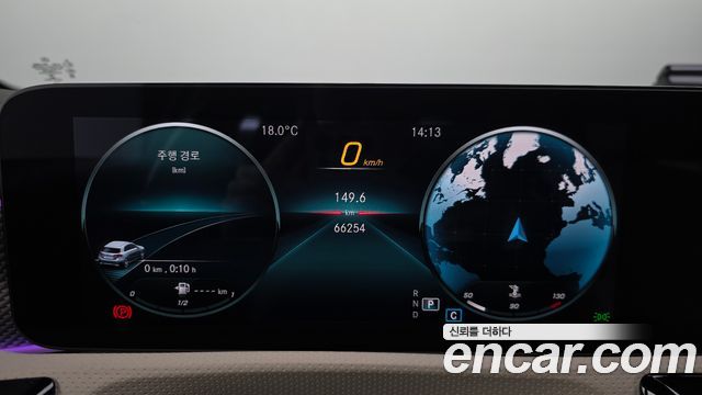 Mercedes-Benz A-Class 2022 — photo 28